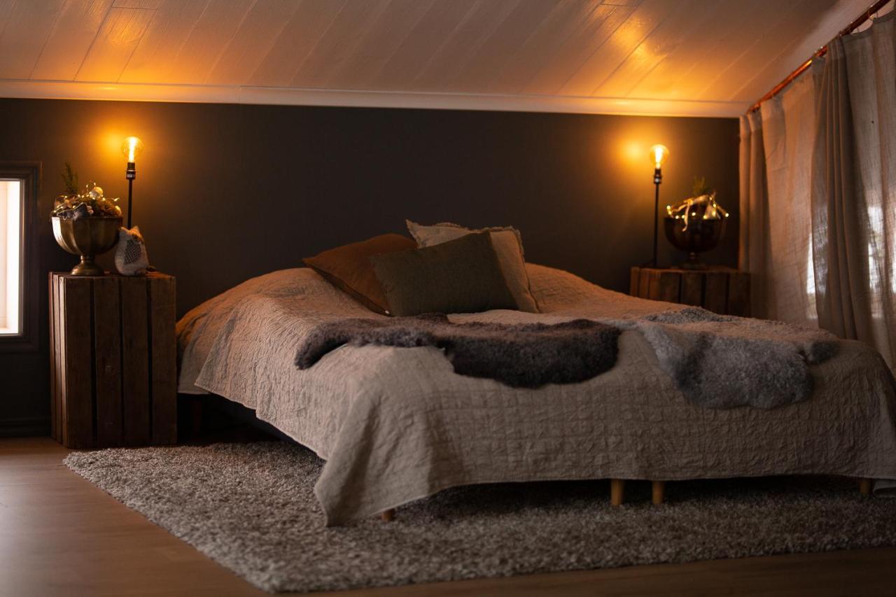 Mysig Laegenhet Med Oeppen Planloesning Pa Haestgard. Villa Ljung Ngoại thất bức ảnh